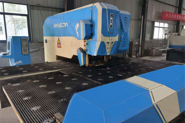 punching machine