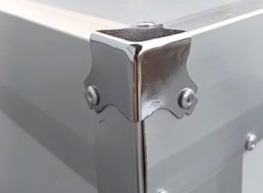 2000 egg incubator detail of AGICO