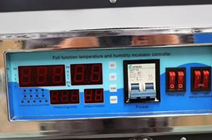Automatic display screen